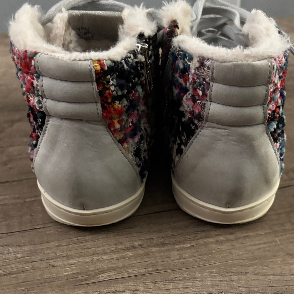 P448 Women's Light Gray Tweed-Accent High-Top Sneakers - Picture 3 of 6